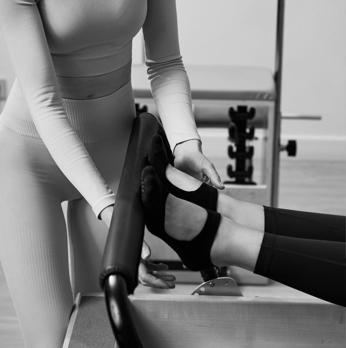 Trabajo de glúteo y core en mat — Pulse Pilates